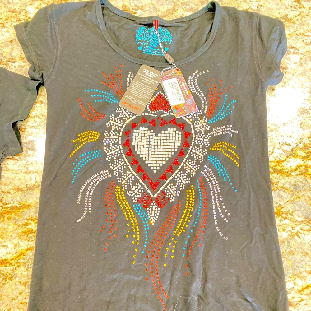 Shirt with colorful heart on front